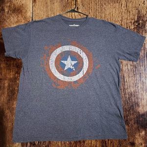 Captain America Distressed Splatter Graphic Print Large Men’s T Shirt